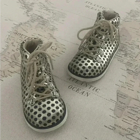 AKID Polka Dot Boots Size 7 - Picture 1 of 10